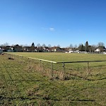 Immer wieder ein Stein des Anstoßes, die Pflege des Rasenplatzes durch die Gemeinde und der schlechte Zustand der Drainage.