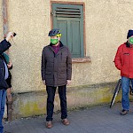 Dies führte zu vielen erregten Diskussionen unter den Teilnehmern des Rundgangs, je intensiver man hinschaut, je mehr fällt der Verfall ins Auge.