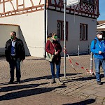 So diskutierten die GLB-Mitglieder hier eine Sackgasse und die Sperrung der Rathausstraße. Ohne ein Gesamtkonzept zum Verkehr kann man diese Frage jedoch nicht beantworten.